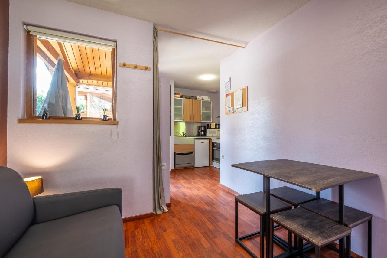 Le Hameau Du Comte De Foix - 11 Chalets En Ariege Mercus-Garrabet Eksteriør billede